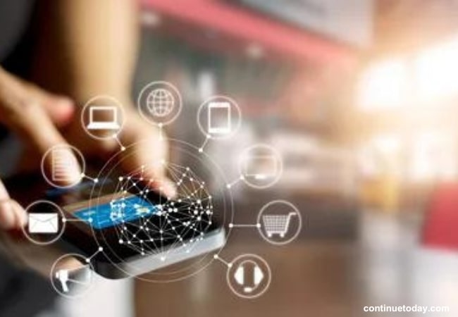 human hand holding device for e-payments with AI