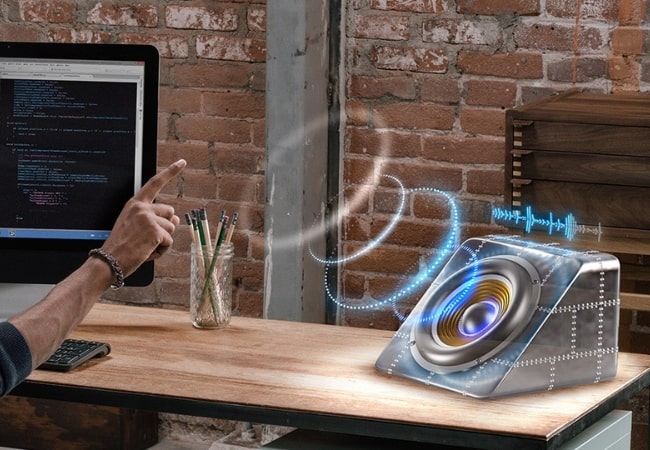 human hand indicating AR in the music