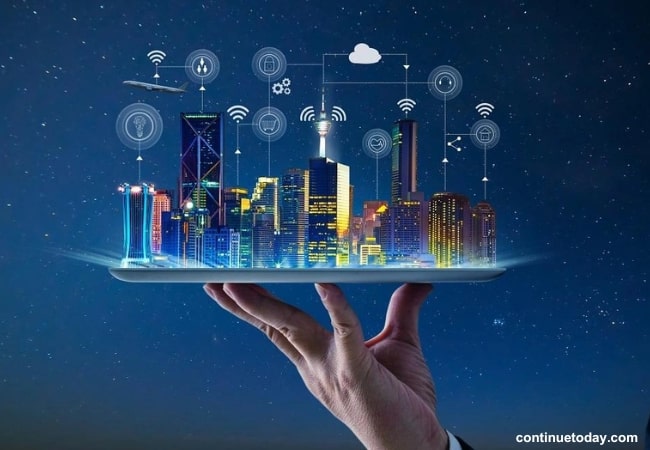 hand holding symbolized whole city with IoT for Citywide Launches