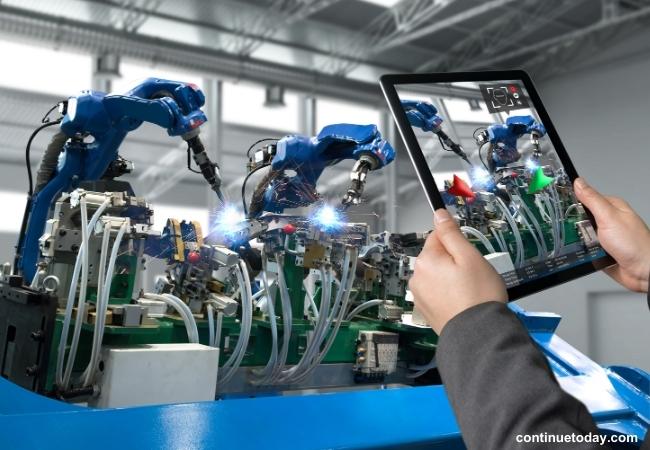 human hand holding tab for using augmented reality 